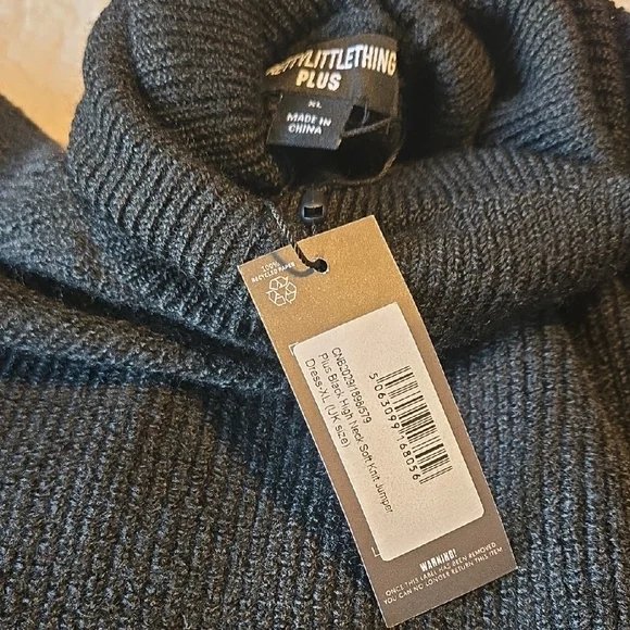 PrettyLittleThing Black Turtleneck Sweater Dress - Picture 4 of 9